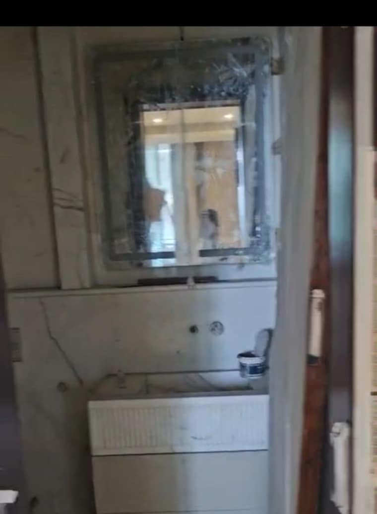 Bathroom, new rajinder nagar 3 Bedroom 125 Sq.Yd. Builder Floor In New Rajinder Nagar Delhi 10052077