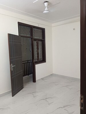 Room in 2 BHK Builder Floor at Kasarvadavali – for Rent