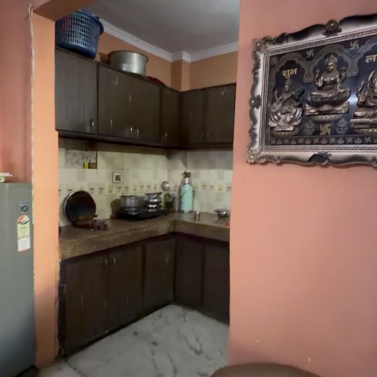 Kitchen, dwarka mor 2 Bedroom 66 Sq.Yd. Builder Floor In Dwarka Mor Delhi 10052120