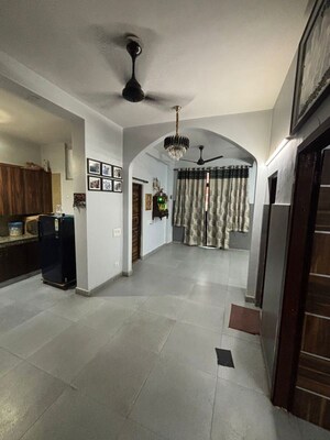 Living Room in 1 BHK Independent House at Ansal Plaza Sector-23, Sector 23 – for Rent