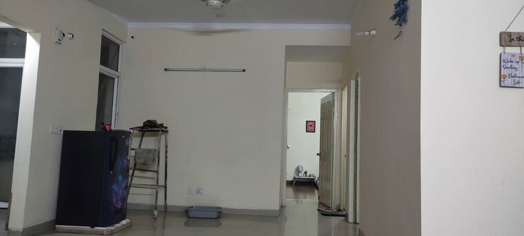 Room, dwarka 3 Bedroom 1300 Sq.Ft. Apartment In Dwarka Delhi 10052180