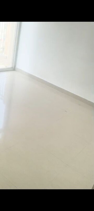 Room in 2 BHK Apartment at Hawelia Valencia Square, Sector 1 Greater Noida – for Rent