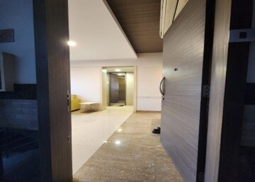 Room in 1 BHK Apartment at Rakhangi Mahal, Worli – for Rent