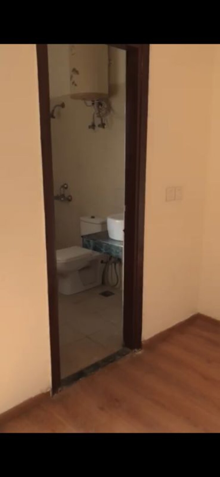 Bathroom, bptp-discovery-park 2 Bedroom 1120 Sq.Ft. Apartment In Sector 80 Faridabad 10052189