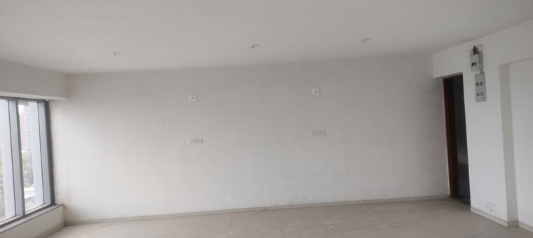 Room, naranpura Commercial Office Space 1020 Sq.Ft. In Naranpura Ahmedabad 10052188