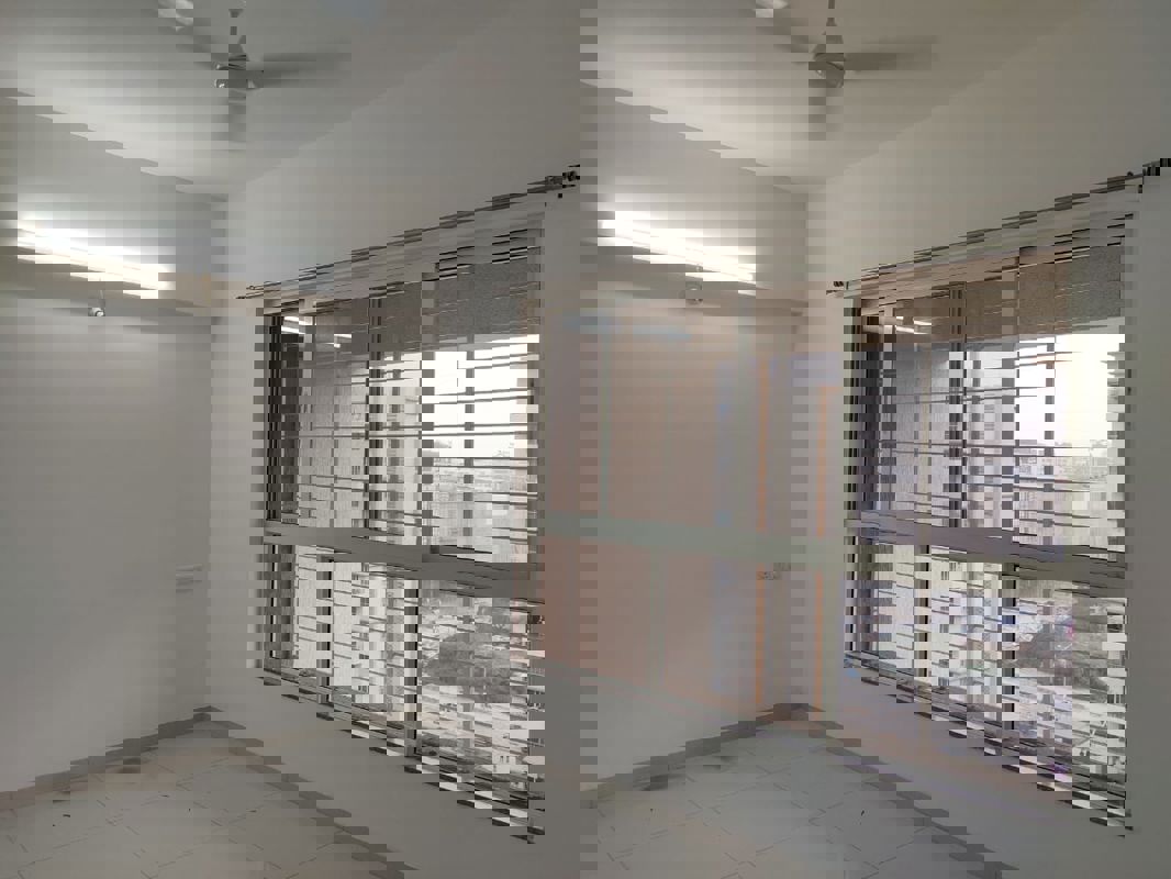 2 BHK 1150 Sq.Ft. Apartment in Kolte Patil Western Avenue