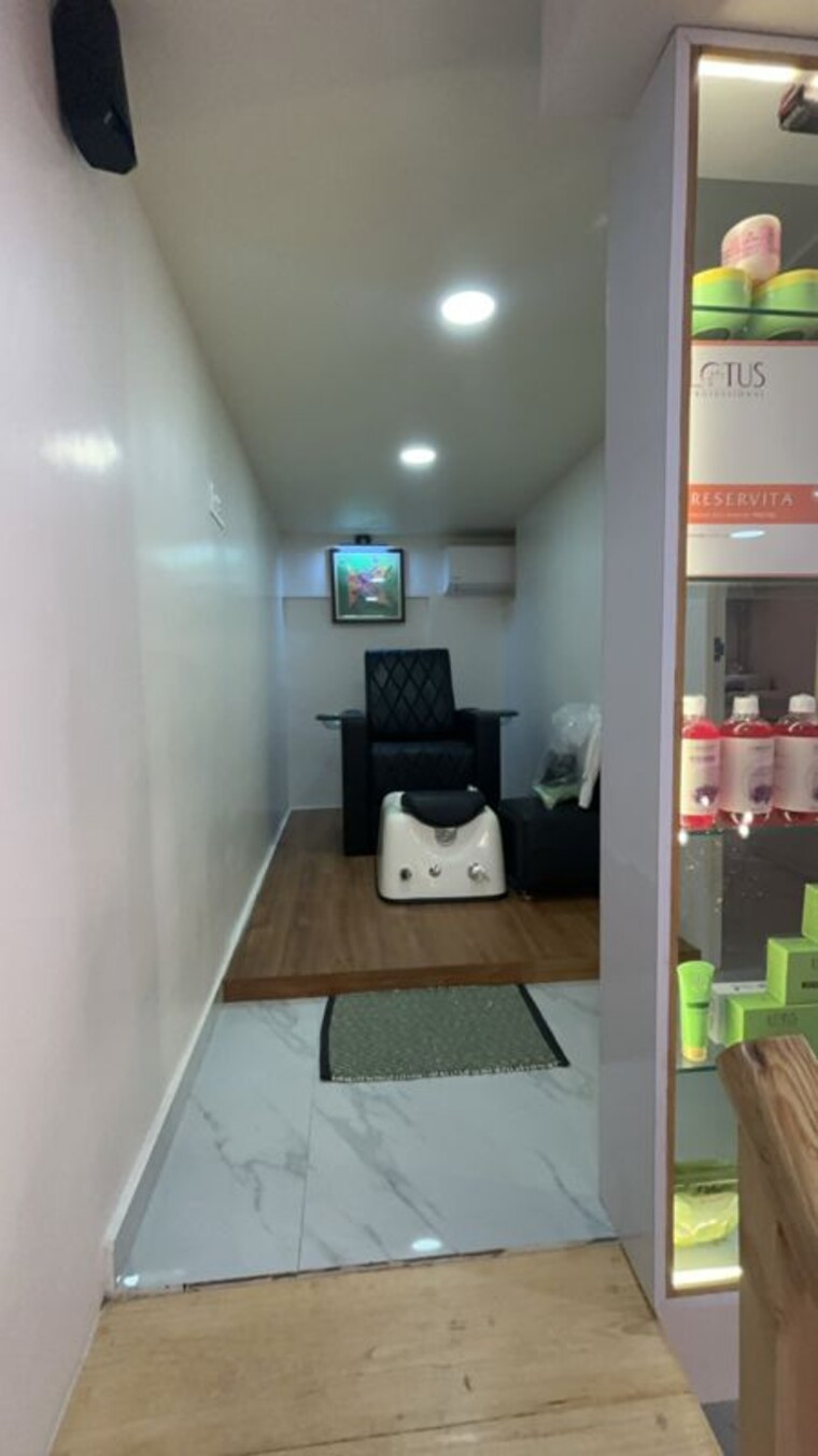 Other, balewadi Commercial Shop 550 Sq.Ft. In Balewadi Pune 10052199