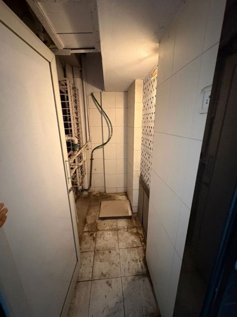 Balcony, gokuldham colony Pg For Boys & Girls In Gokuldham Colony 10052194