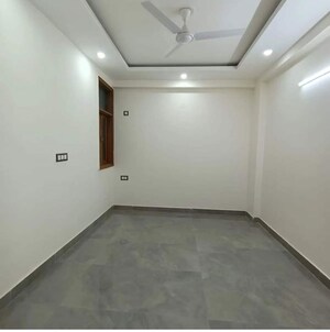 Room in 2 BHK Builder Floor at Chattarpur – for Rent