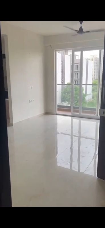 2 BHK Apartment For Rent in Smart World Gems