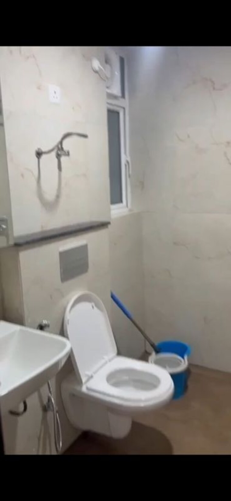 Bathroom, smart-world-gems 2 Bedroom 1105 Sq.Ft. Apartment In Sector 89 Gurgaon 10052381