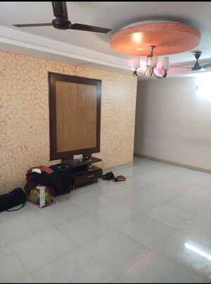 Living Room in 2 BHK Builder Floor at Saket – for Rent
