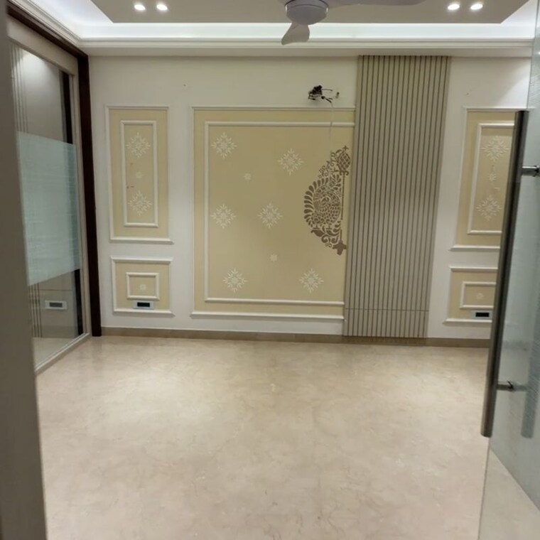 Room, sector 89 5 Bedroom 300 Sq.Yd. Independent House In Sector 89 Mohali 10052552