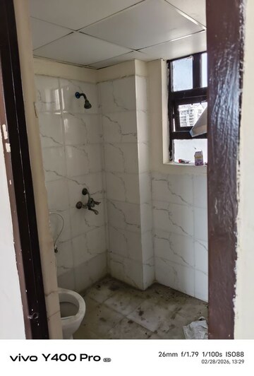 Bathroom in 2.5 BHK Apartment at Auric City Homes, Sector 82 – for Rent