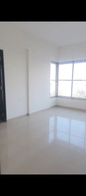 Room in 2 BHK Apartment at Naman Regency, Byculla – for Sale