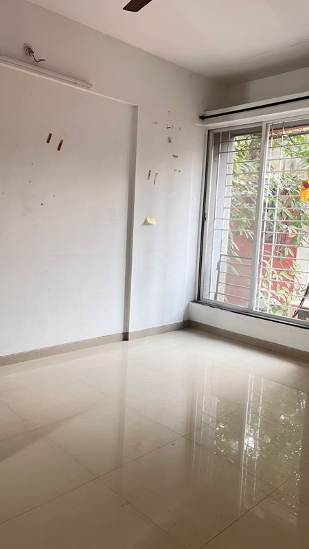 3 BHK 1350 Sq.Ft. Apartment in Topaz CHS Shivajinagar