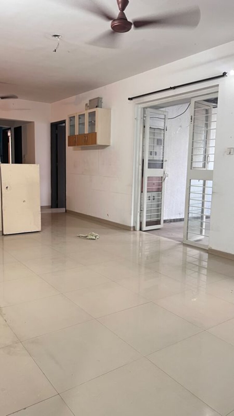 Room, topaz-chs-shivajinagar 3 Bedroom 1350 Sq.Ft. Apartment In Shivajinagar Pune 10052574