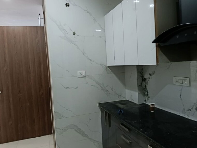 Kitchen, uttam nagar 2 Bedroom 765 Sq.Ft. Apartment In Uttam Nagar Delhi 10052482
