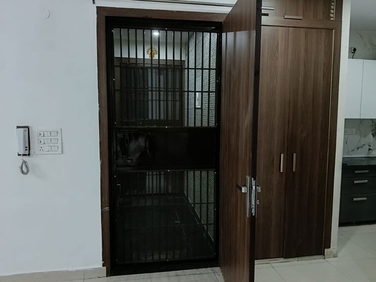 Room, uttam nagar 2 Bedroom 765 Sq.Ft. Apartment In Uttam Nagar Delhi 10052482