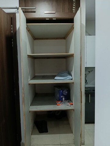 Furnished Amenities in 2 BHK Apartment at Uttam Nagar – for Rent