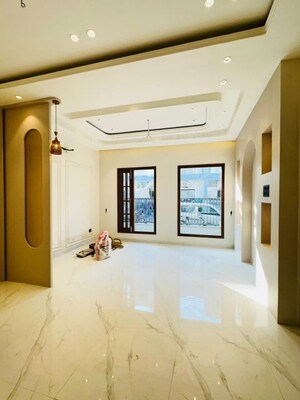 Room in 4 BHK Independent House at Sunny Enclave – for Sale