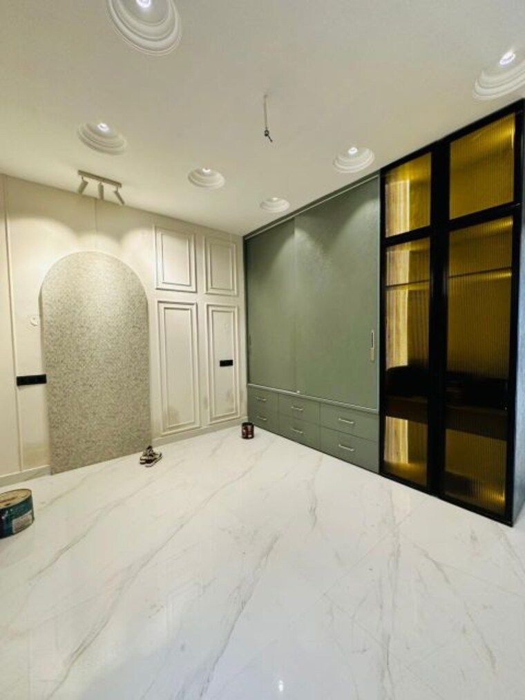 Room, sunny enclave 4 Bedroom 150 Sq.Yd. Independent House In Sunny Enclave Mohali 10052603