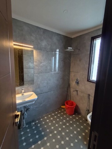 Bathroom in 2 BHK Builder Floor at Mansarovar Extension – for Rent