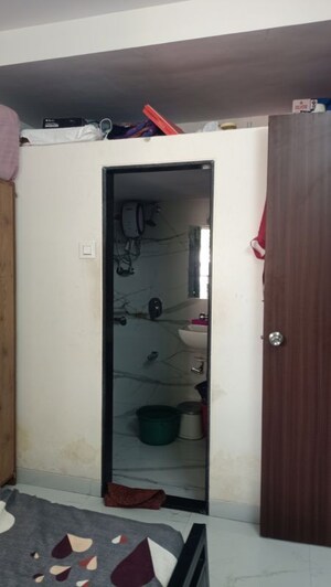 Building Lobby in 1 BHK Apartment at Aditya CHS Kandivali West, Kandivali West – for Rent