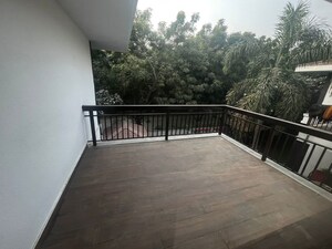 Balcony in 4 BHK Villa at Vipul Tatvam Villas, Sector 48 – for Rent