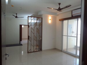 Room in 3 BHK Apartment at Aurobindo The Regent, Kondapur – for Rent