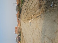 Plot For Sale in Lakhnawali