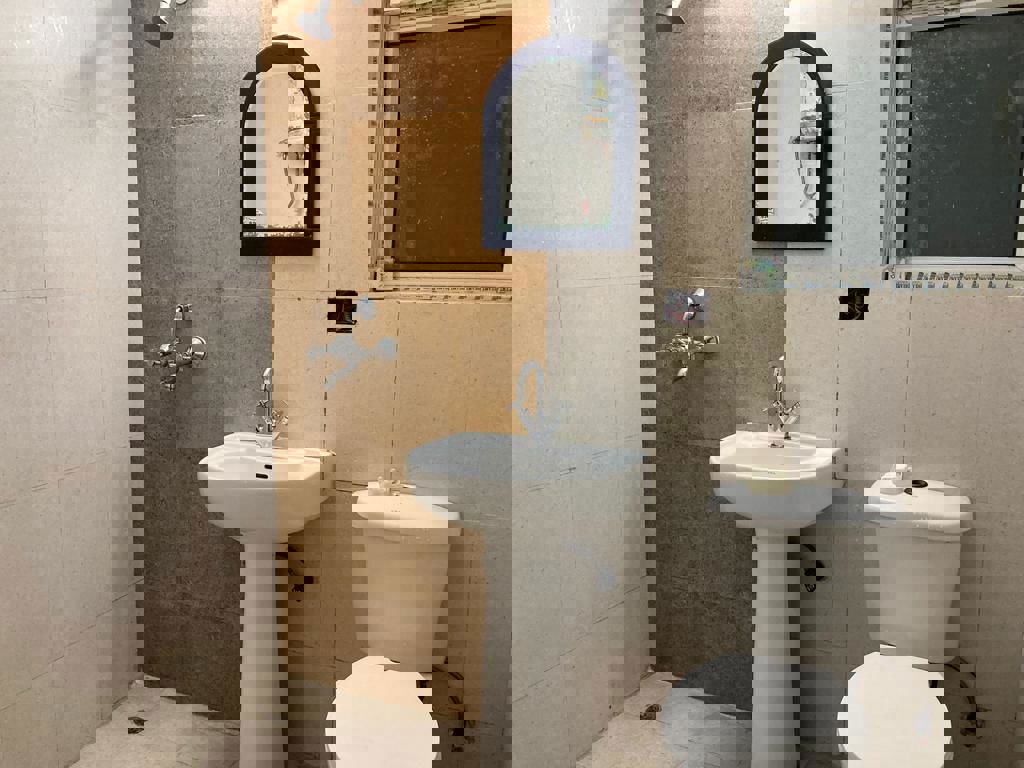 1 Rk  + Pooja Room 300 Sq.Ft. Apartment in RWA Apartments Sector 29