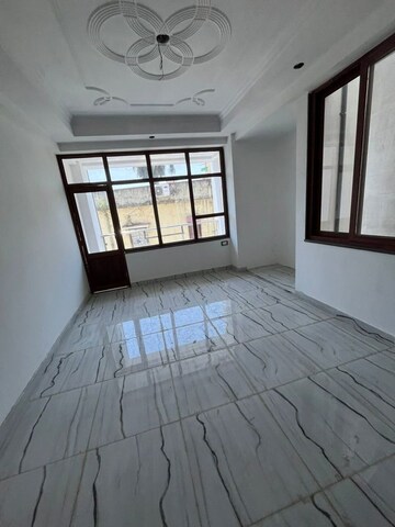 Bedroom in 3 BHK Apartment at Boring Road – for Sale