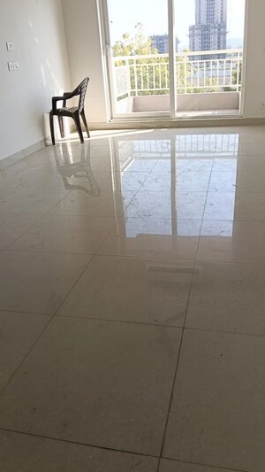 Bathroom in 2.5 BHK Apartment at Silverglades The Melia, Sohna Sector 35 – for Rent