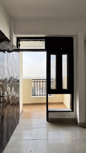 Room in 3 BHK Independent House at Katara Hills – for Rent