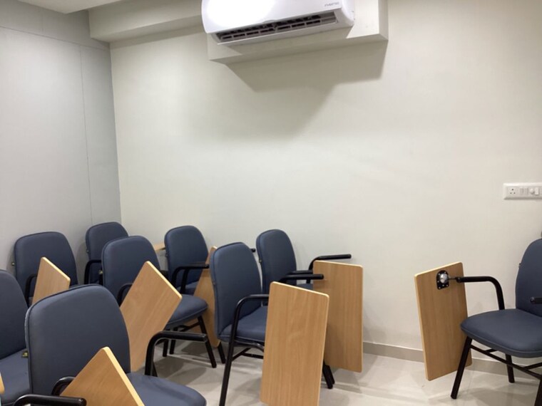 Team Area, sola Commercial Office Space 970 Sq.Ft. In Sola Ahmedabad 10052831