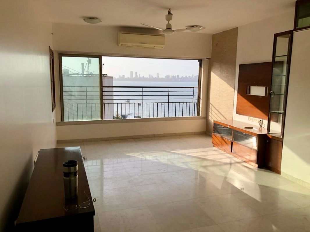 2 BHK + Servant Room 900 Sq.Ft. Apartment in Cuffe Castle
