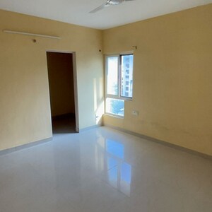 Room in 2 BHK Apartment at Rohini Apartment, Malesemau – for Rent