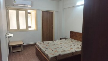 Bedroom in 3 BHK Apartment at Bandra West – for Rent