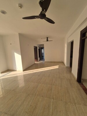 Room in 3 BHK Apartment at Amrapali Heartbeat City, Sector 107 – for Rent
