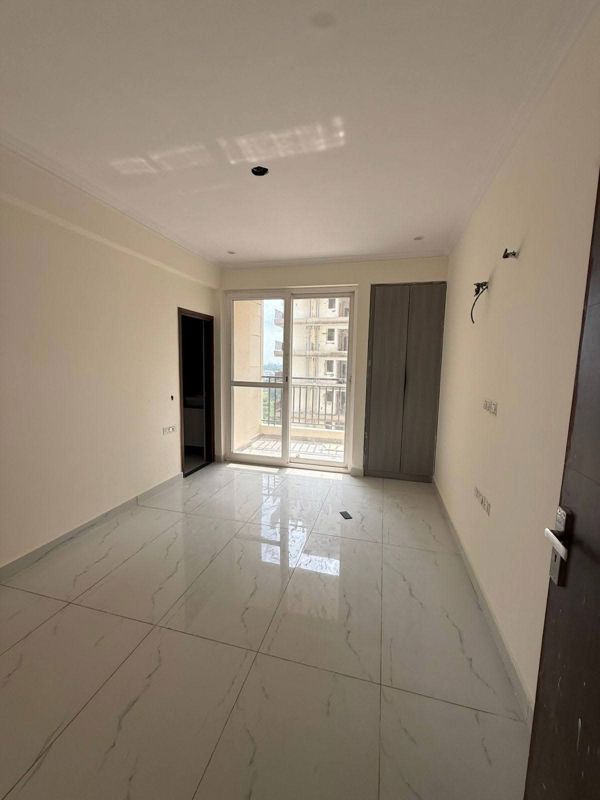 3 BHK 1654 Sq.Ft. Apartment in GHB Splande