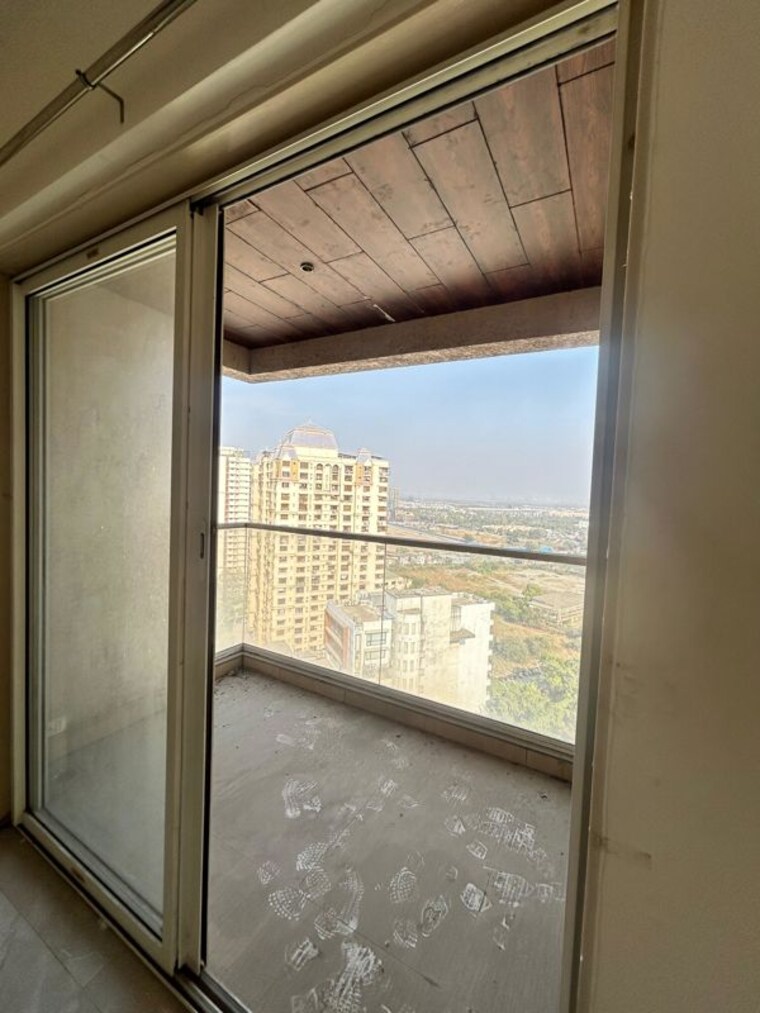 Balcony, roswalt-heights 2 Bedroom 1040 Sq.Ft. Apartment In Chembur Mumbai 10052948