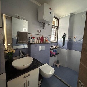 Team Area in 5 BHK Independent House at Sector 14 – for Sale