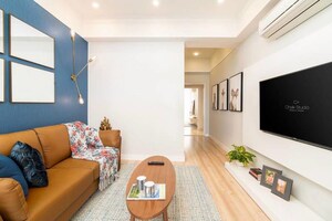 Living Room in 4 BHK Apartment at DLF The Ultima, Sector 81 – for Rent