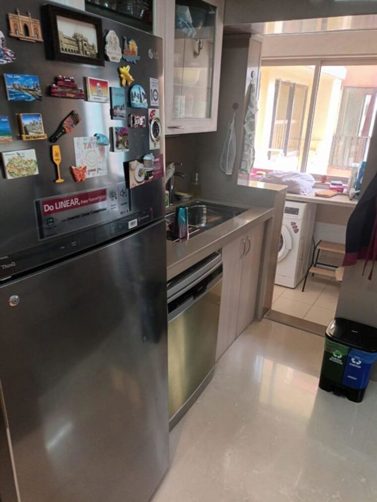Kitchen, maker-tower 3 Bedroom 1350 Sq.Ft. Apartment In Cuffe Parade Mumbai 10053049