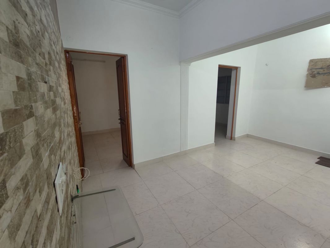 3 BHK Builder Floor For Sale in Saket
