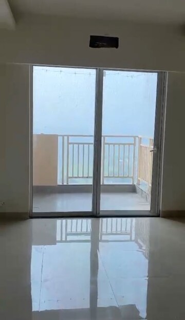 Room in 2 BHK Apartment at M3M Natura, Sector 68 – for Rent