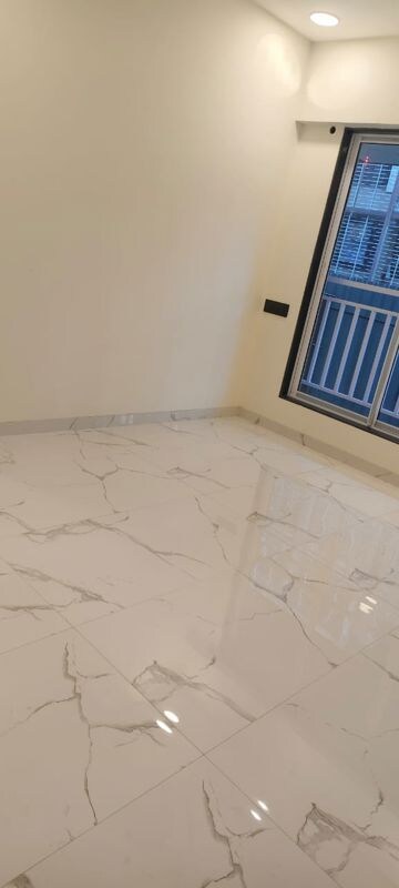 Room in 1 BHK Apartment at Hava Hira CHS, Malad West – for Sale