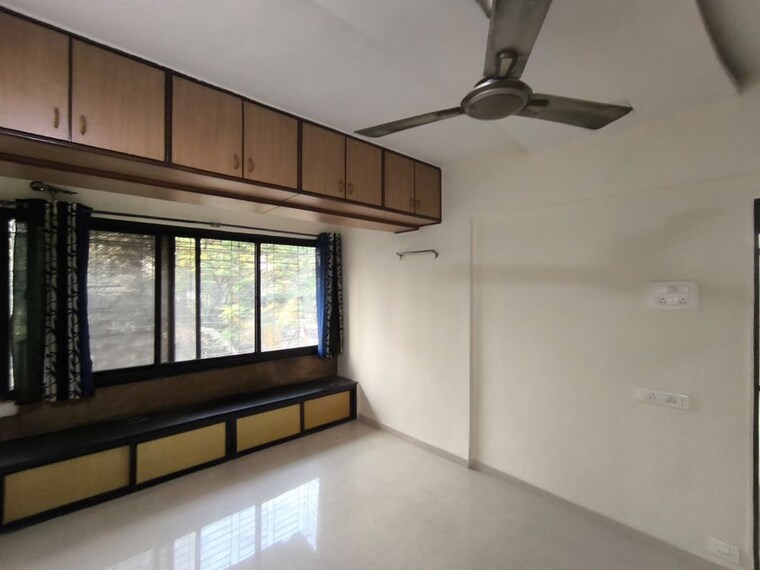 Room, vrindavan society 2 Bedroom 700 Sq.Ft. Apartment In Vrindavan Society Thane 10053080