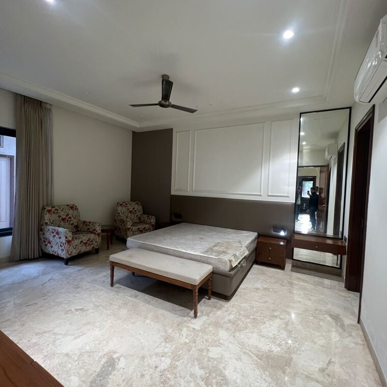 Living Room, sector 70 6+ Bedroom 500 Sq.Yd. Independent House In Sector 70 Mohali 10053120
